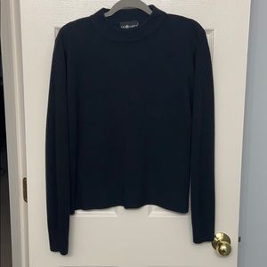 Super soft  Black crew neck long sleeve sweater.